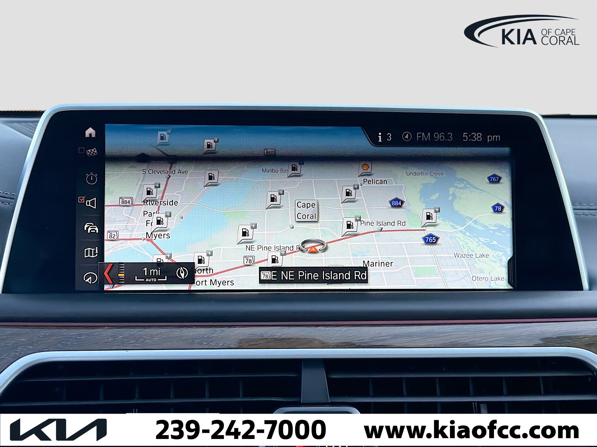 Used 2018 BMW 750i xDrive image 30