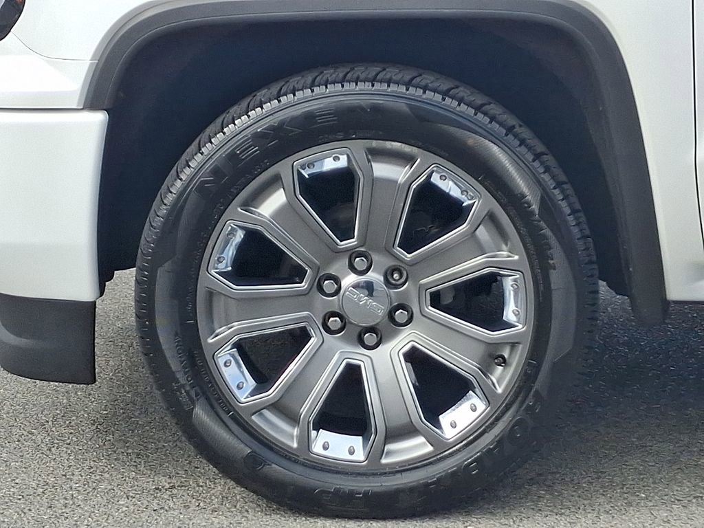 Used 2016 GMC Sierra 1500 Denali w/ Denali Ultimate Package image 10