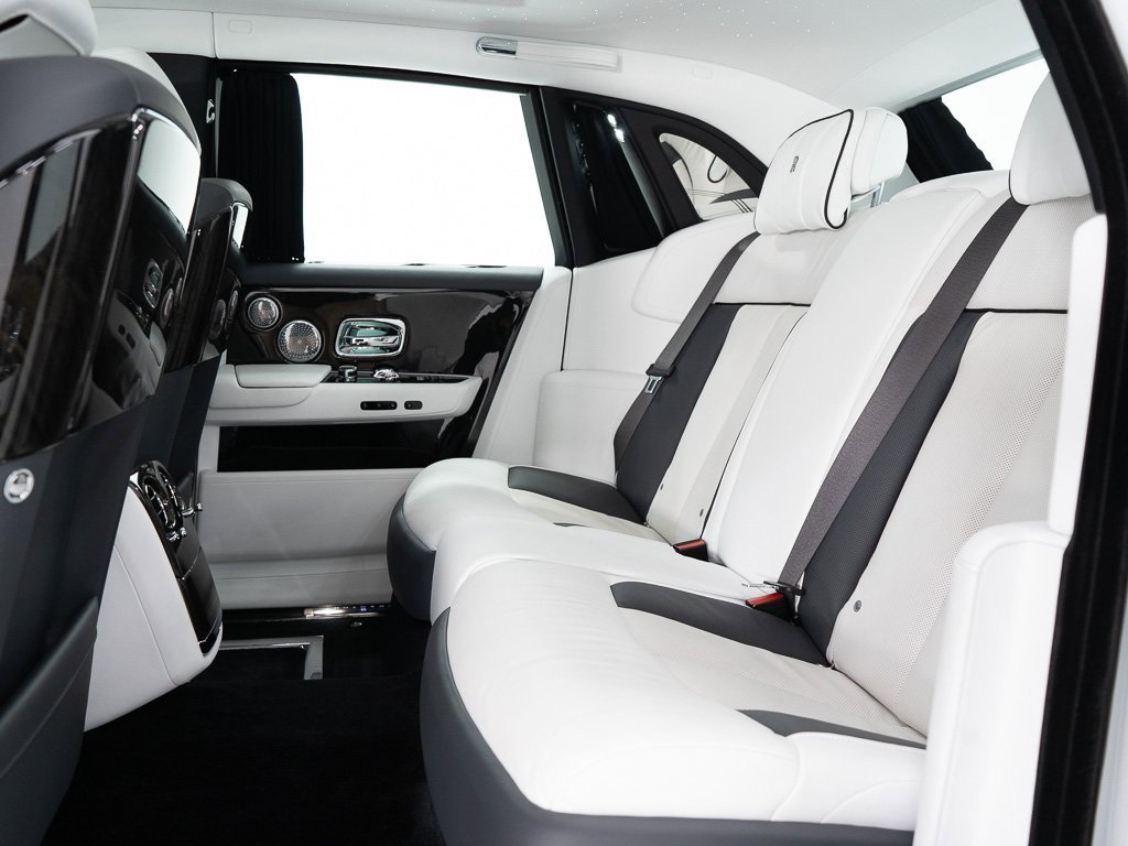 Certified 2023 Rolls-Royce Phantom Sedan image 26