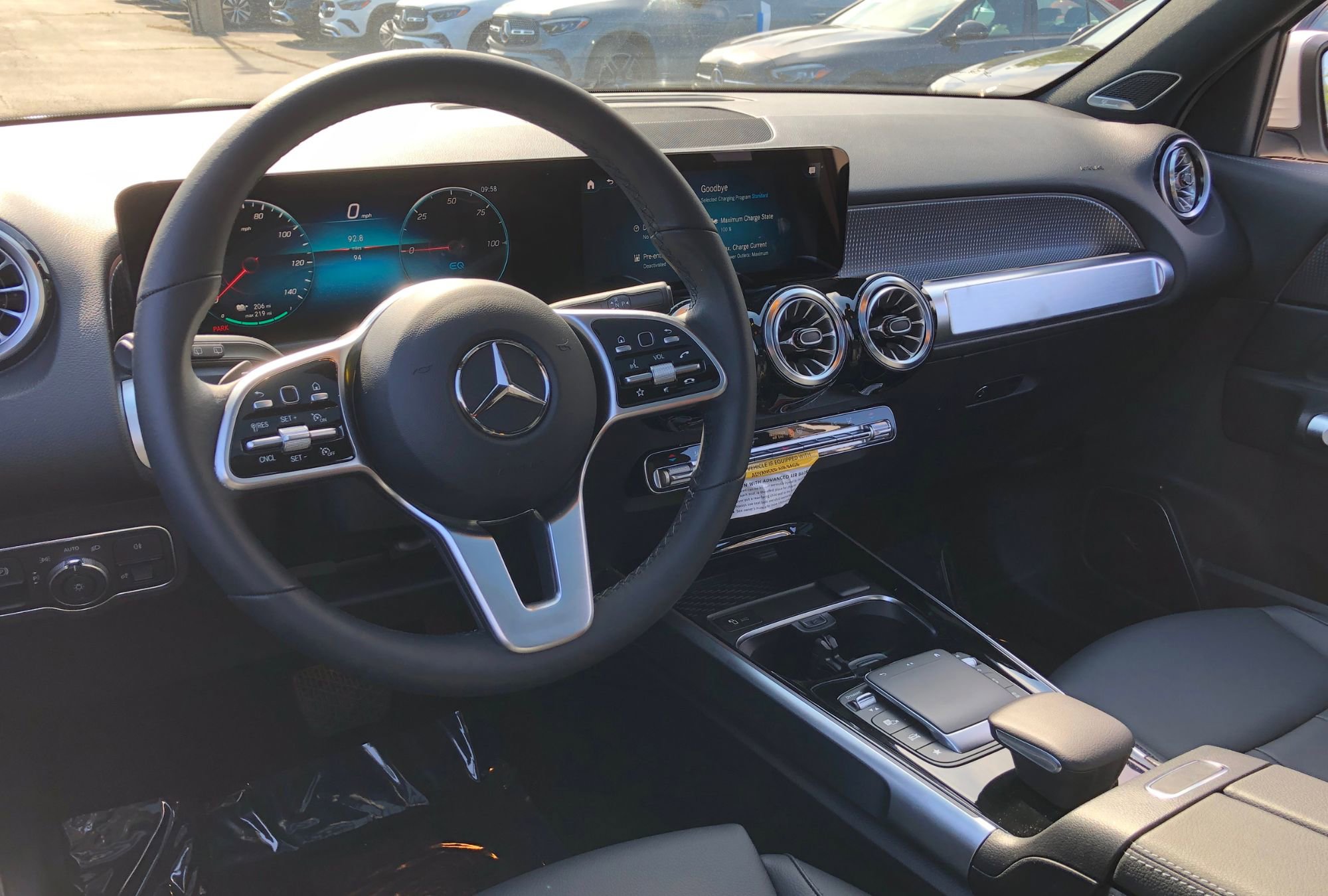 New 2022 Mercedes-Benz EQB 300 4MATIC image 15