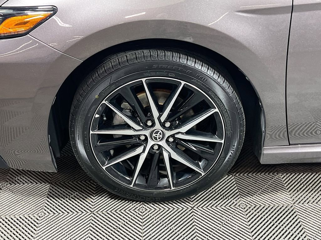 Certified 2022 Toyota Camry SE w/ Cold Weather Package FWD image 26