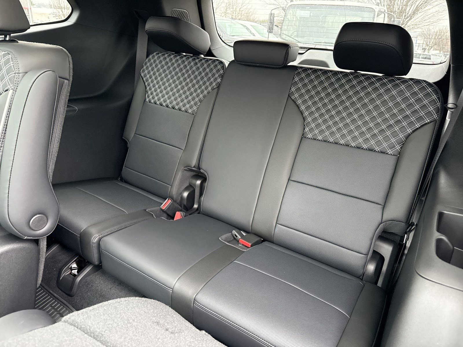 New 2026 GMC Acadia Denali w/ Super Cruise Package image 19