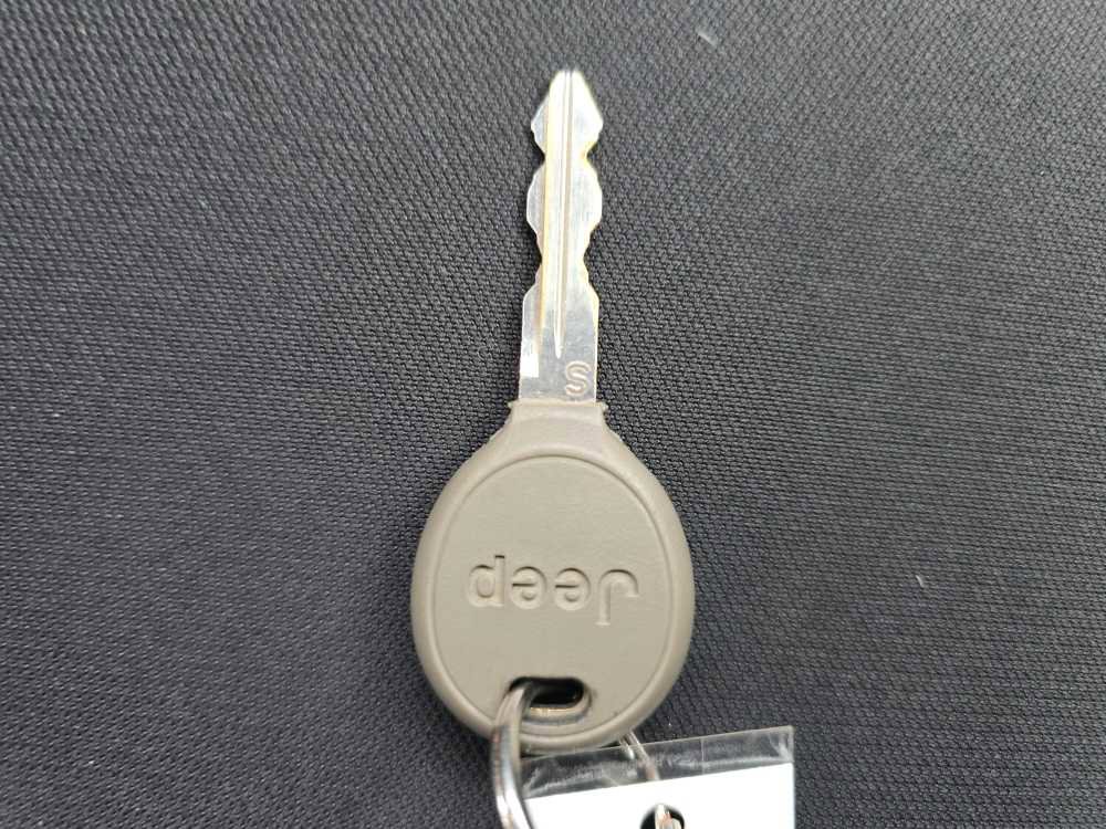 Used 2018 Jeep Wrangler Sport image 21