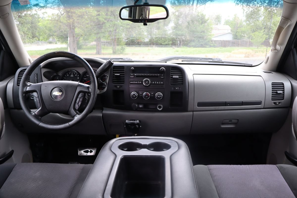 Used 2013 Chevrolet Silverado 2500 W/T RWD image 16
