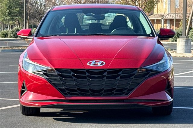 Used 2022 Hyundai Elantra SEL image 11