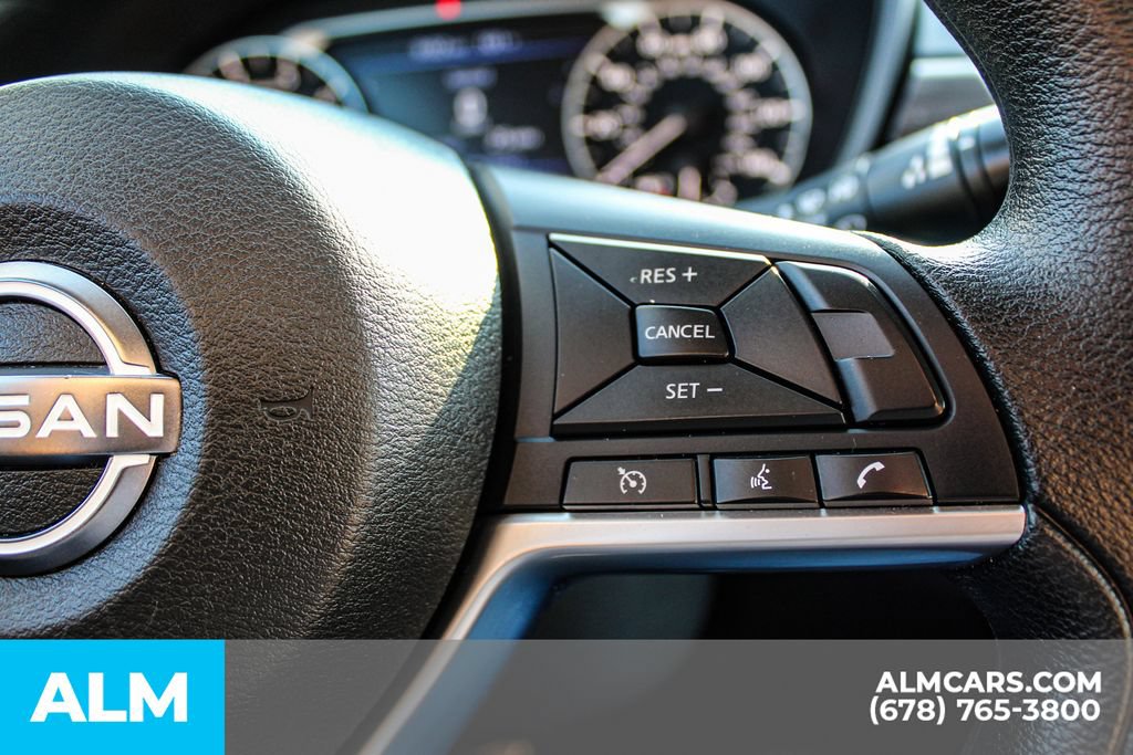 Used 2025 Nissan Altima 2.5 SV FWD image 25