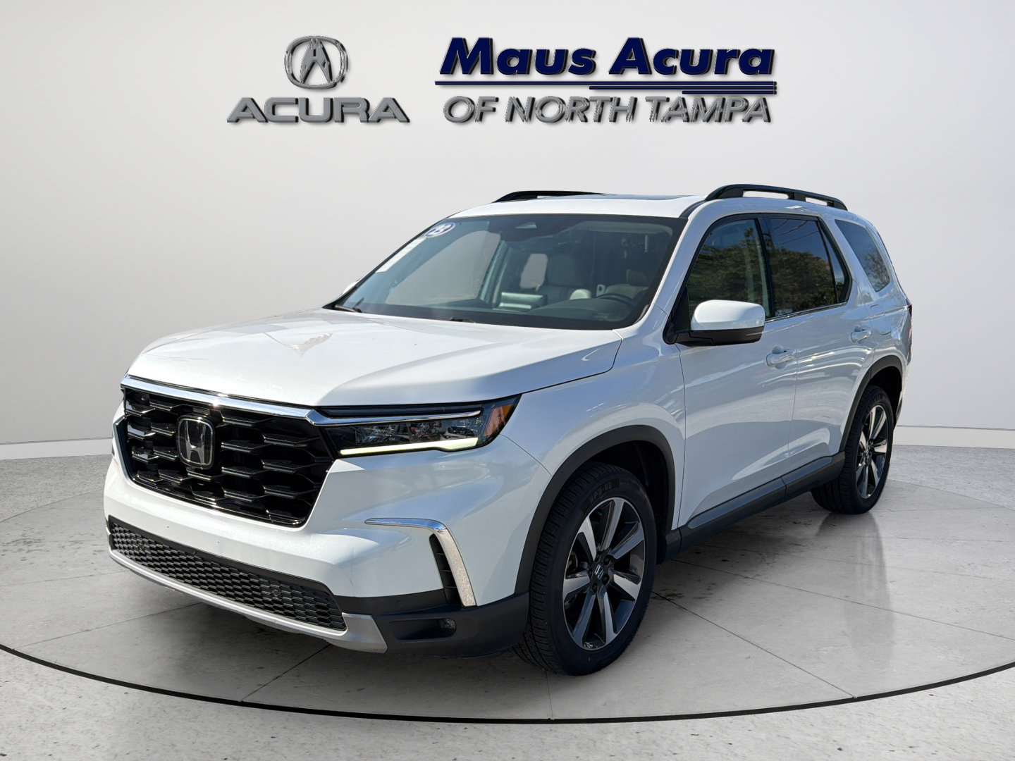 Used 2023 Honda Pilot Touring image 5