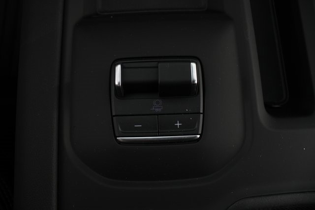 New 2026 GMC Sierra 3500 Denali image 9