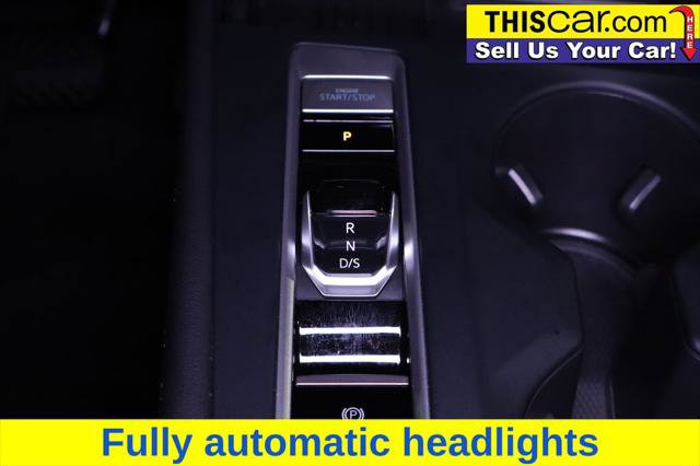 Used 2025 Volkswagen Atlas SE FWD image 19