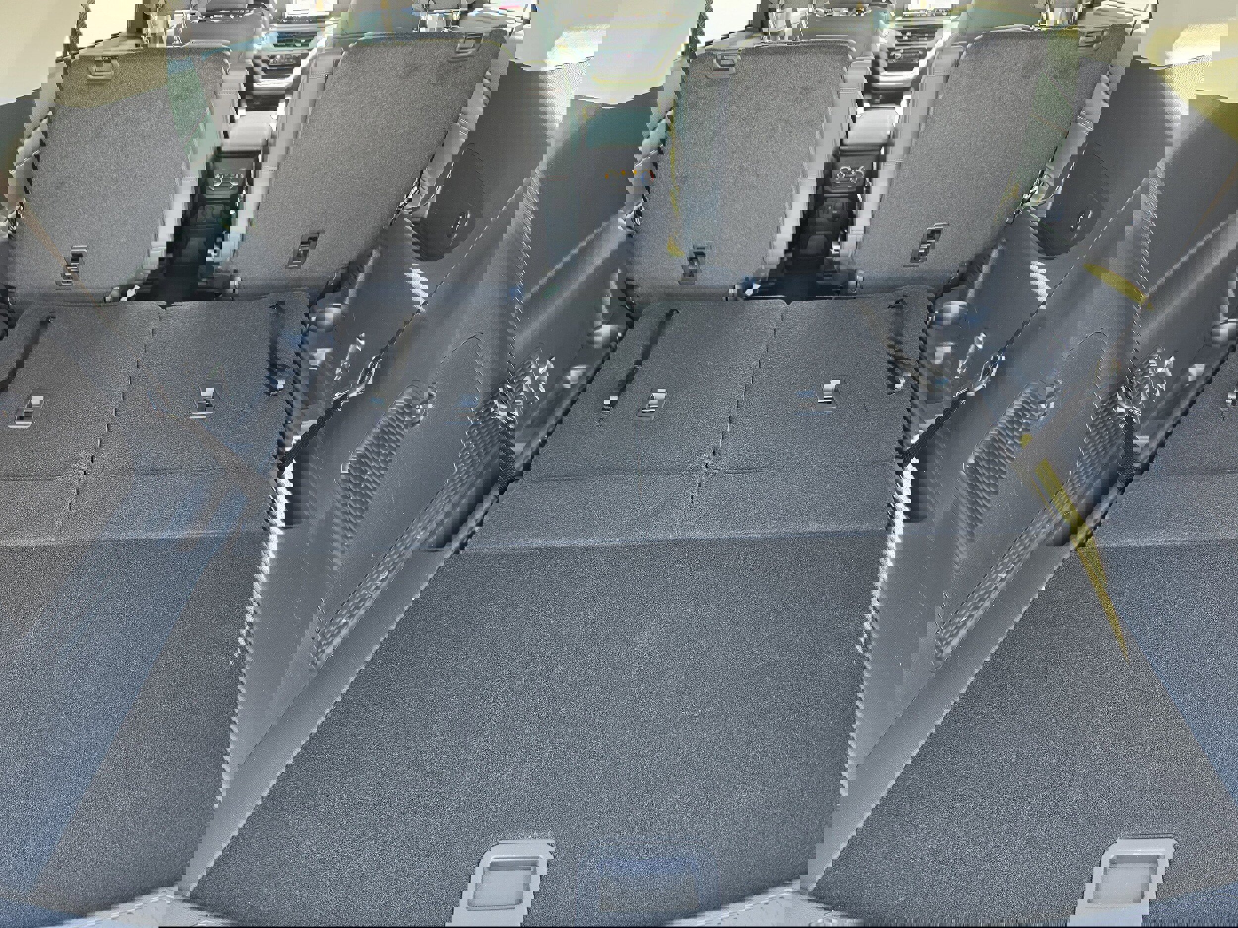 New 2026 Ford Explorer Active w/ Active Comfort Package image 9