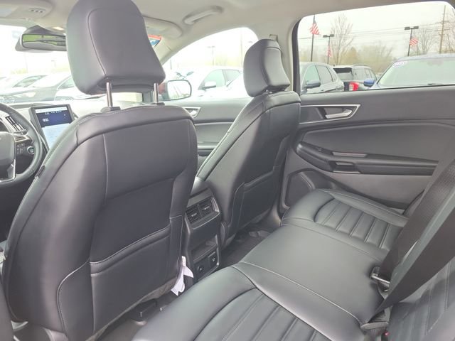 Used 2024 Ford Edge SEL w/ Convenience Package image 27