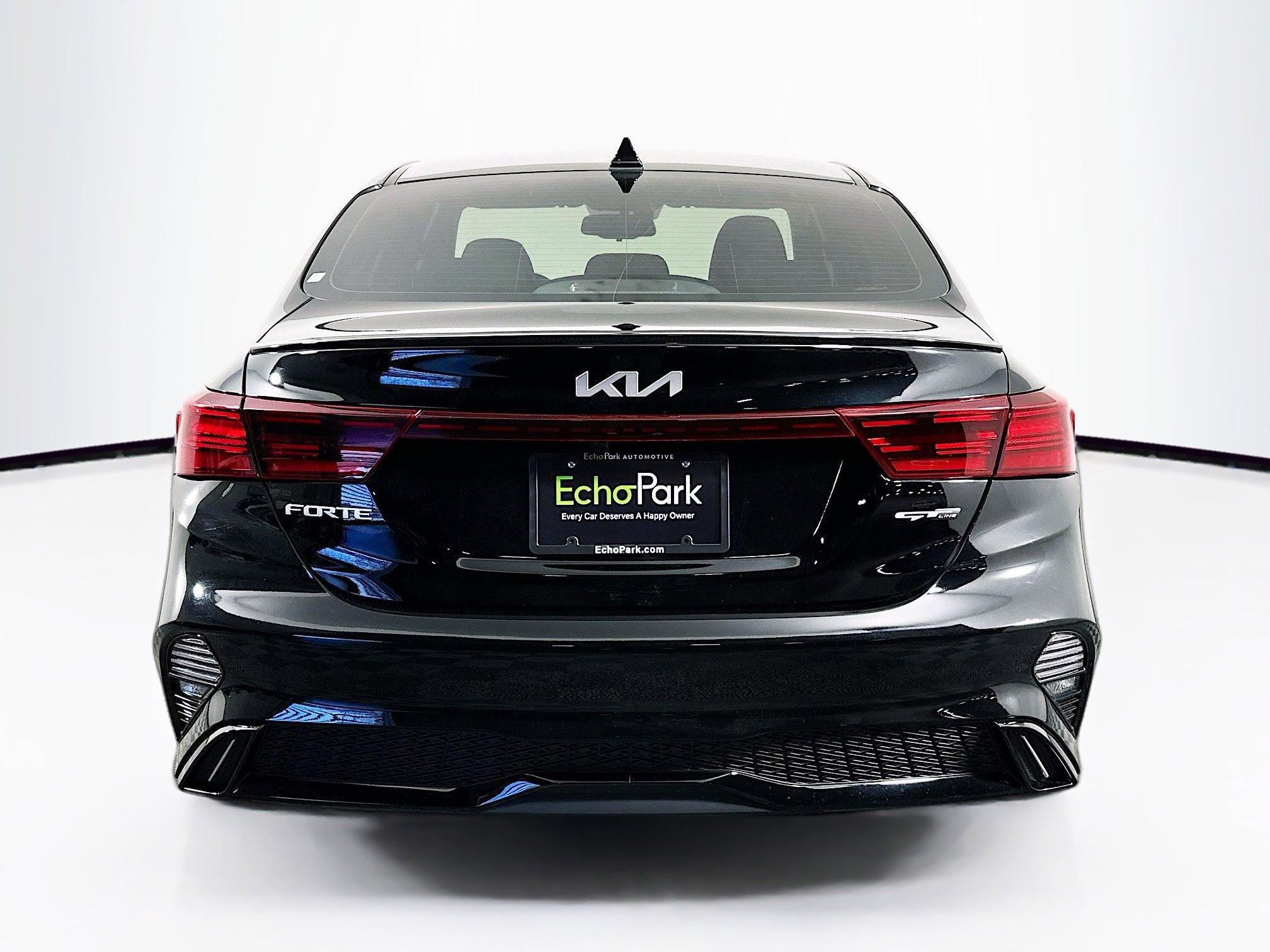 Used 2023 Kia Forte GT-Line w/ GT-Line Premium Package image 7