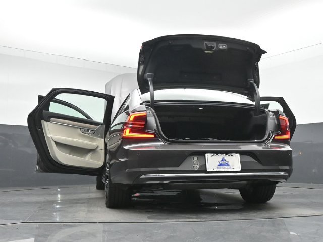 Used 2023 Volvo S90 B6 Ultimate w/ Lounge Package AWD/4WD image 56