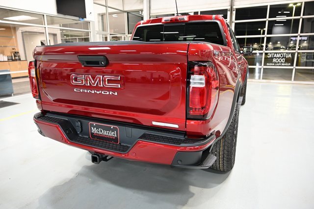 New 2026 GMC Canyon Elevation w/ Convenience Package image 5