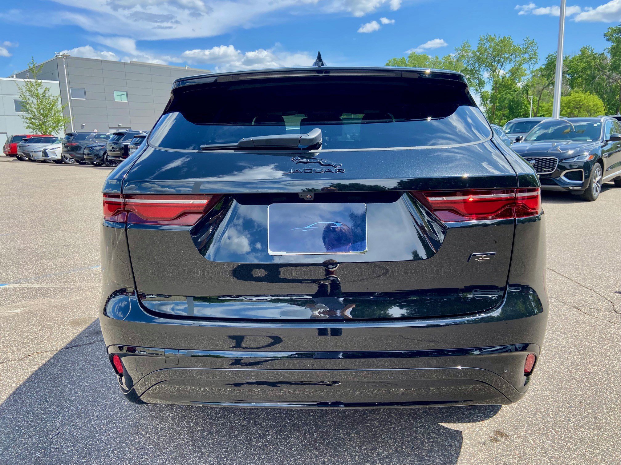 New 2026 Jaguar F-PACE R-Dynamic S image 7