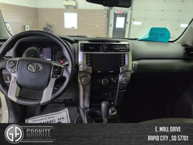 Used 2022 Toyota 4Runner SR5 AWD/4WD image 12