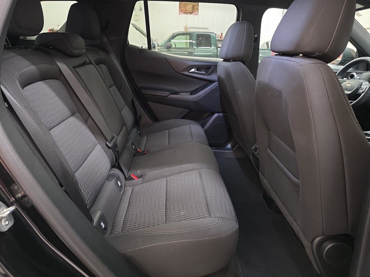 Used 2025 Chevrolet Equinox LT image 42