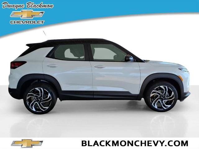 New 2026 Chevrolet TrailBlazer RS w/ Convenience Package AWD/4WD image 2