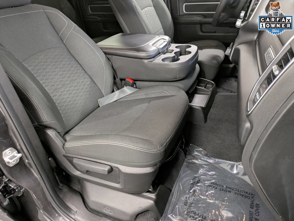 Used 2025 RAM 2500 Big Horn AWD/4WD image 31