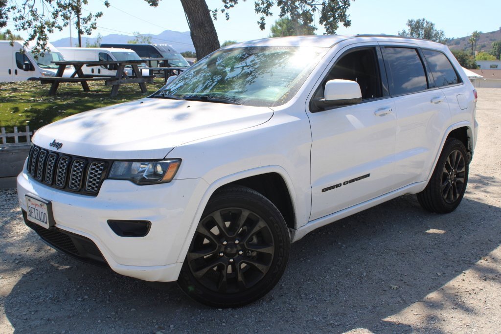 Used 2018 Jeep Grand Cherokee Altitude