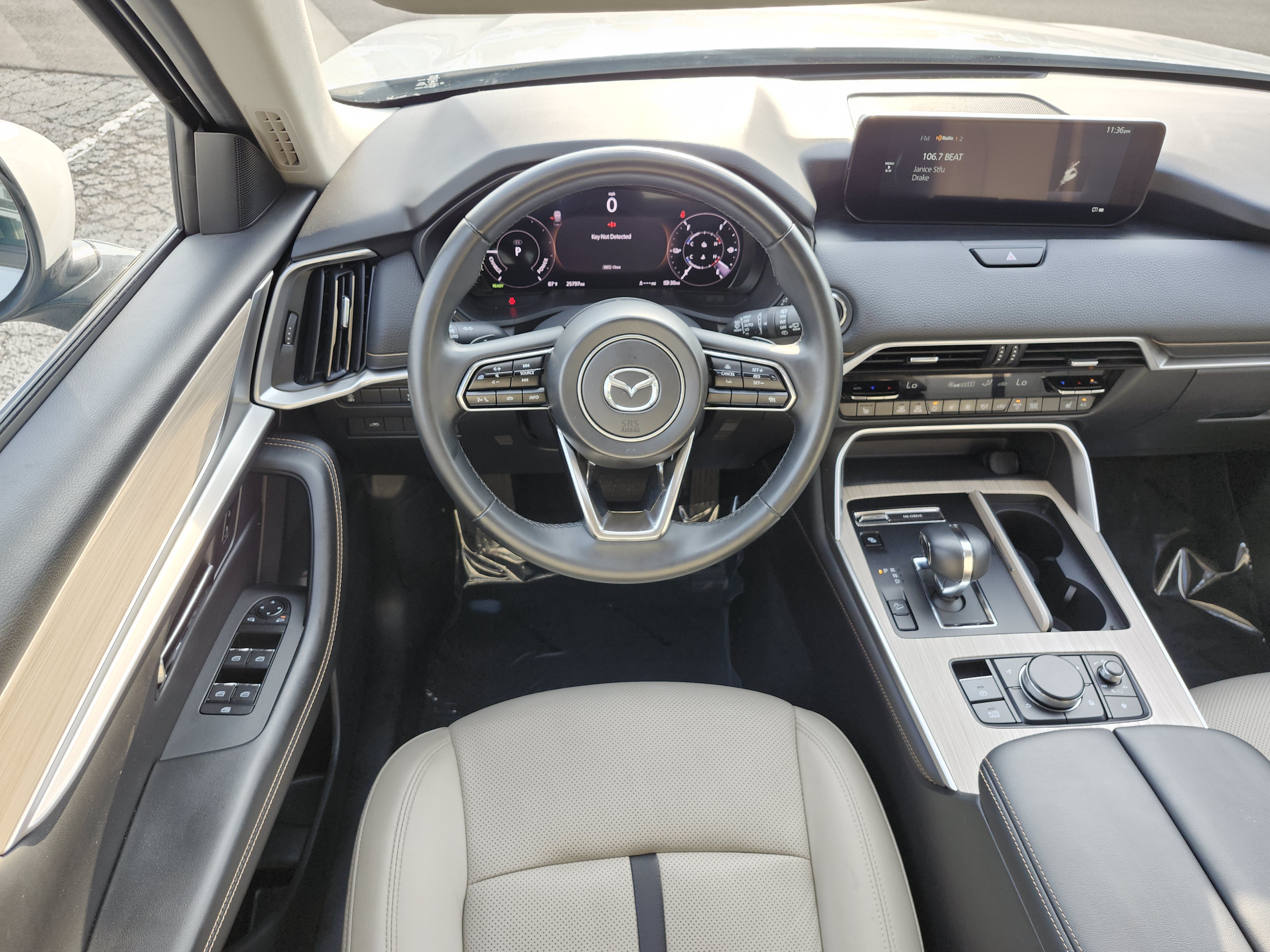 Used 2024 MAZDA CX-90 Plug-In Hybrid w/ Preferred AWD/4WD image 26
