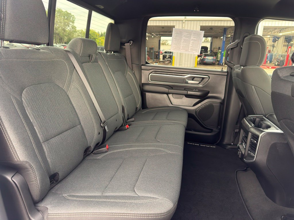 Used 2021 RAM 1500 Big Horn AWD/4WD image 54