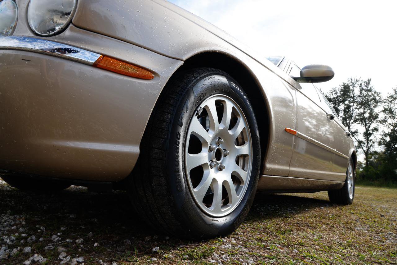 Used 2004 Jaguar XJ8 RWD image 31