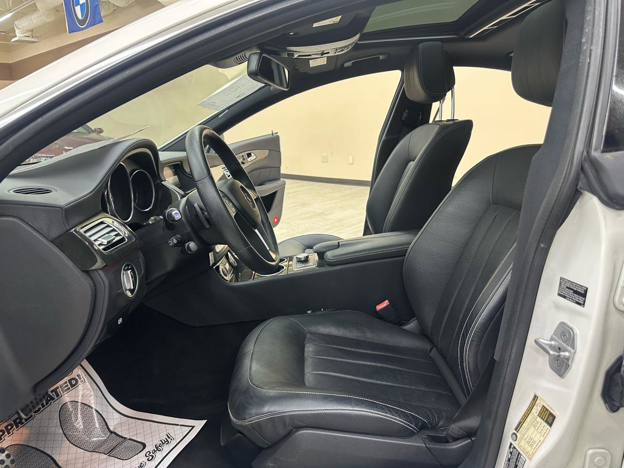 Used 2014 Mercedes-Benz CLS 550 4MATIC w/ Premium 1 Package image 22