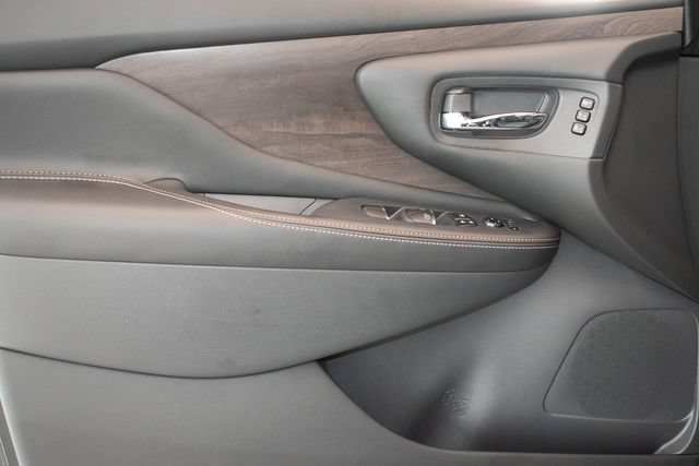 Used 2023 Nissan Murano Platinum AWD/4WD image 22
