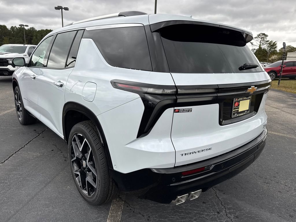 New 2026 Chevrolet Traverse High Country w/ LPO, Floor Liner Package FWD image 8