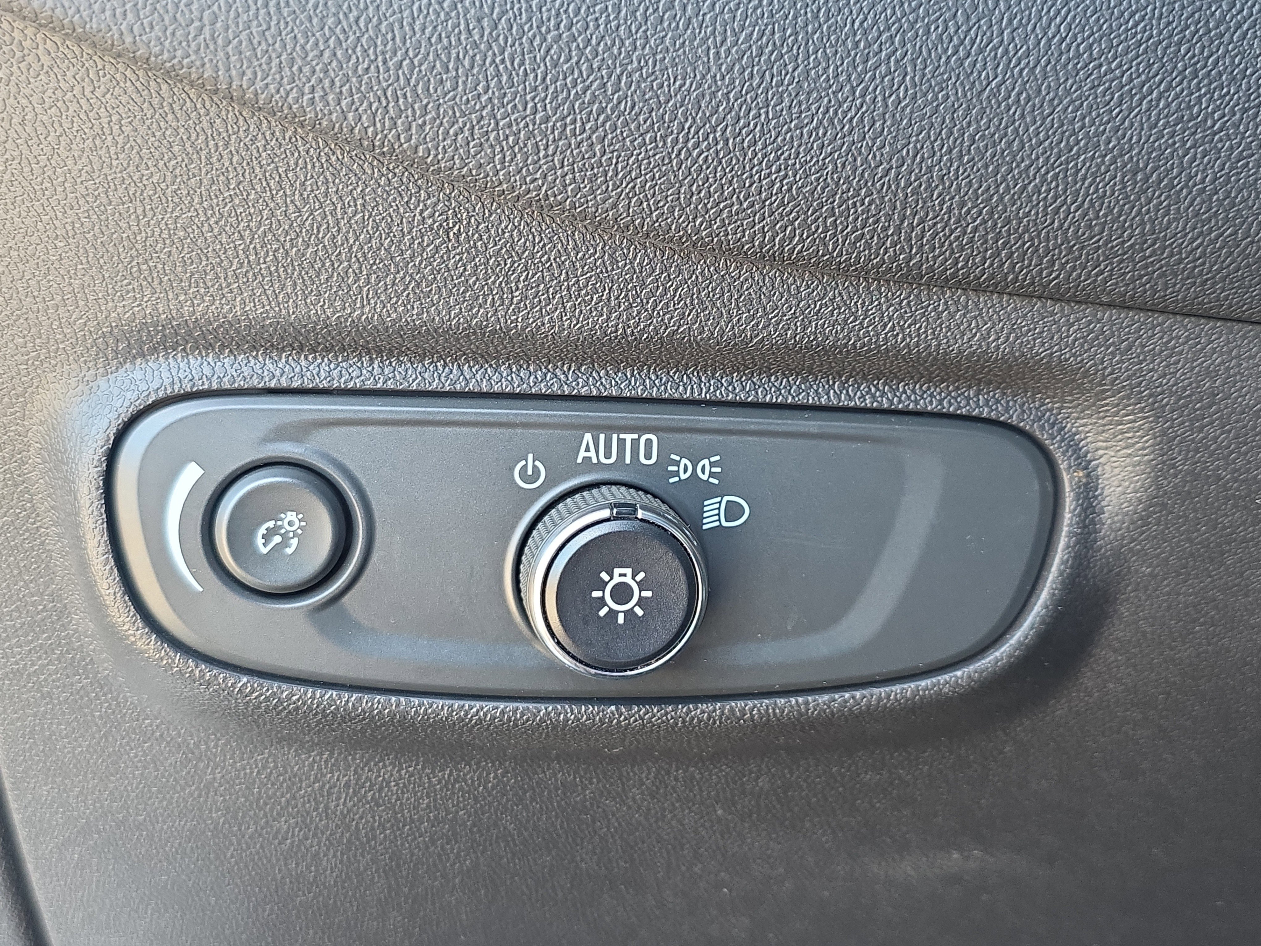 Used 2024 Chevrolet Equinox LT image 26