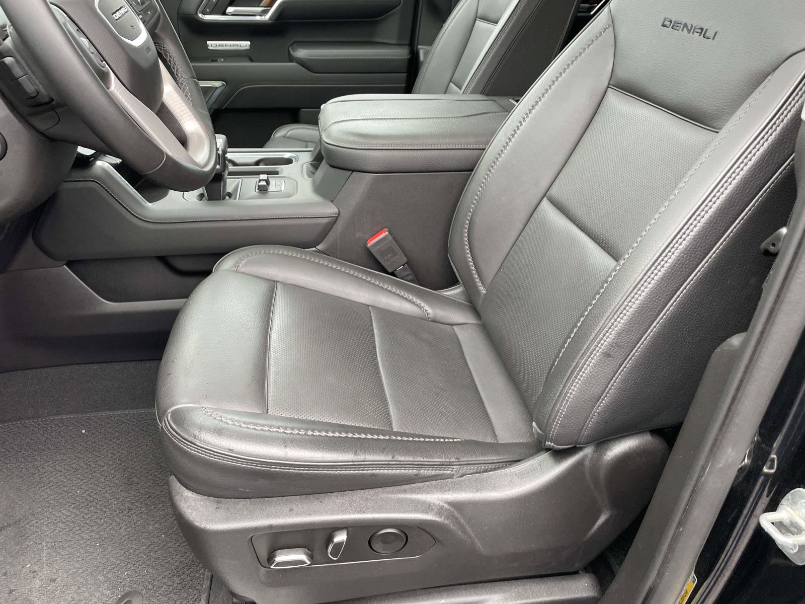 Certified 2023 GMC Sierra 1500 Denali w/ Denali Reserve Package AWD/4WD image 15