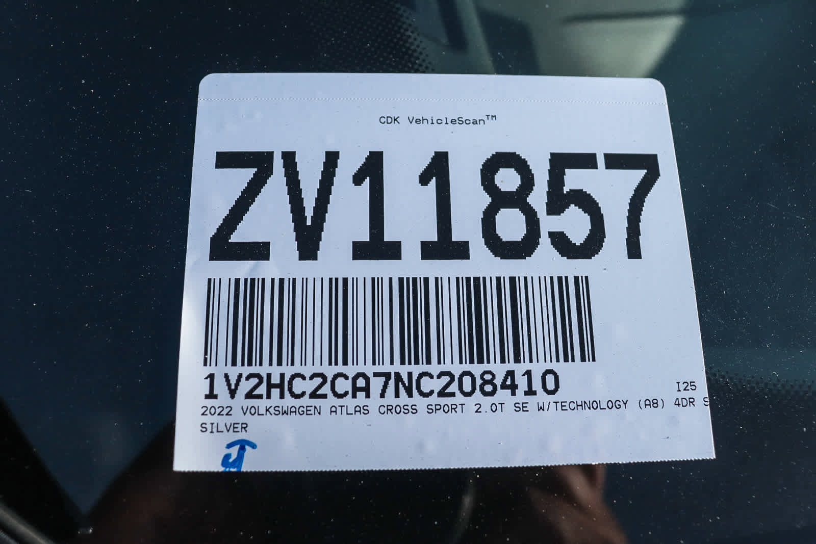 Used 2022 Volkswagen Atlas Cross Sport SE image 27