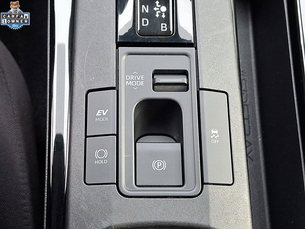 Used 2023 Toyota Prius Limited image 24