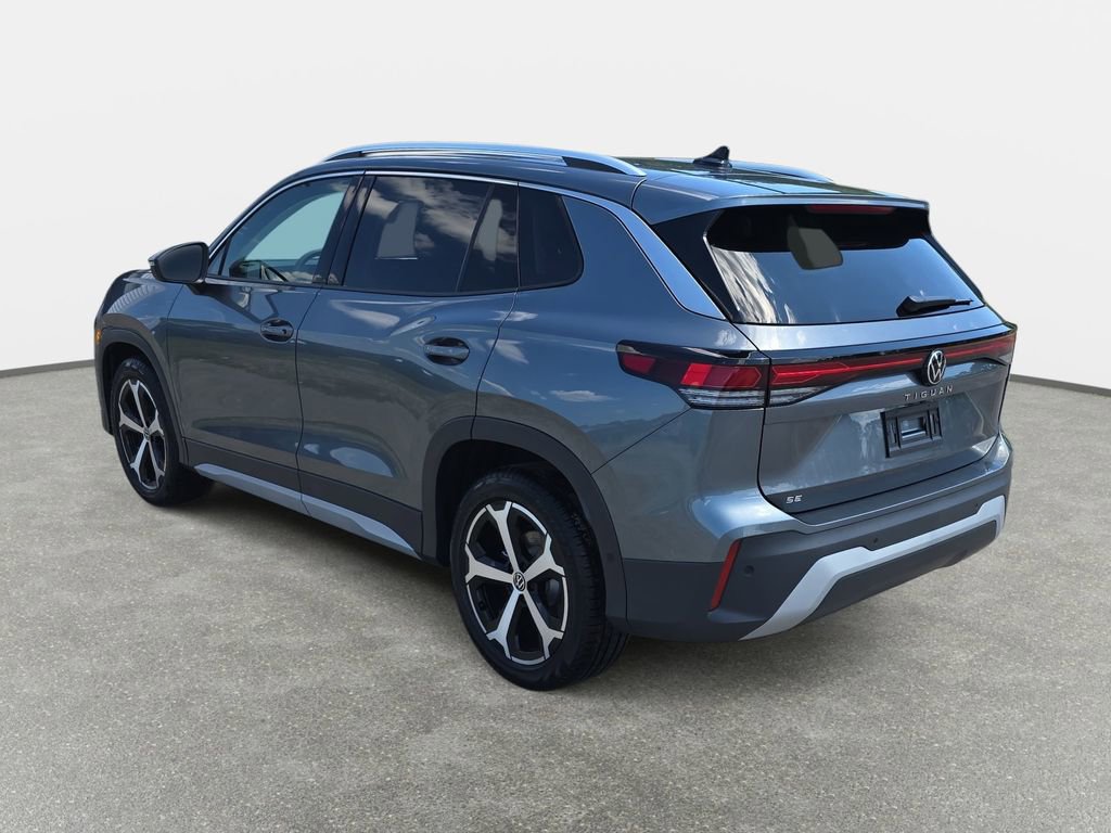 New 2026 Volkswagen Tiguan SE FWD image 7
