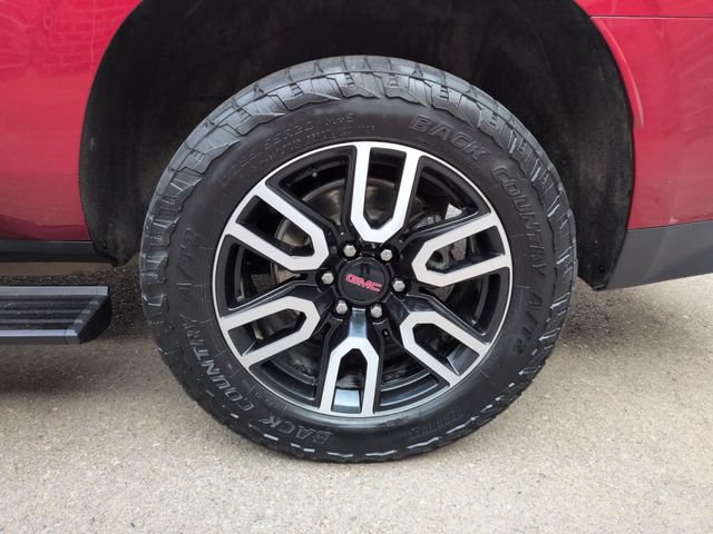 Used 2023 GMC Yukon XL AT4 w/ AT4 Premium Plus Package AWD/4WD image 33