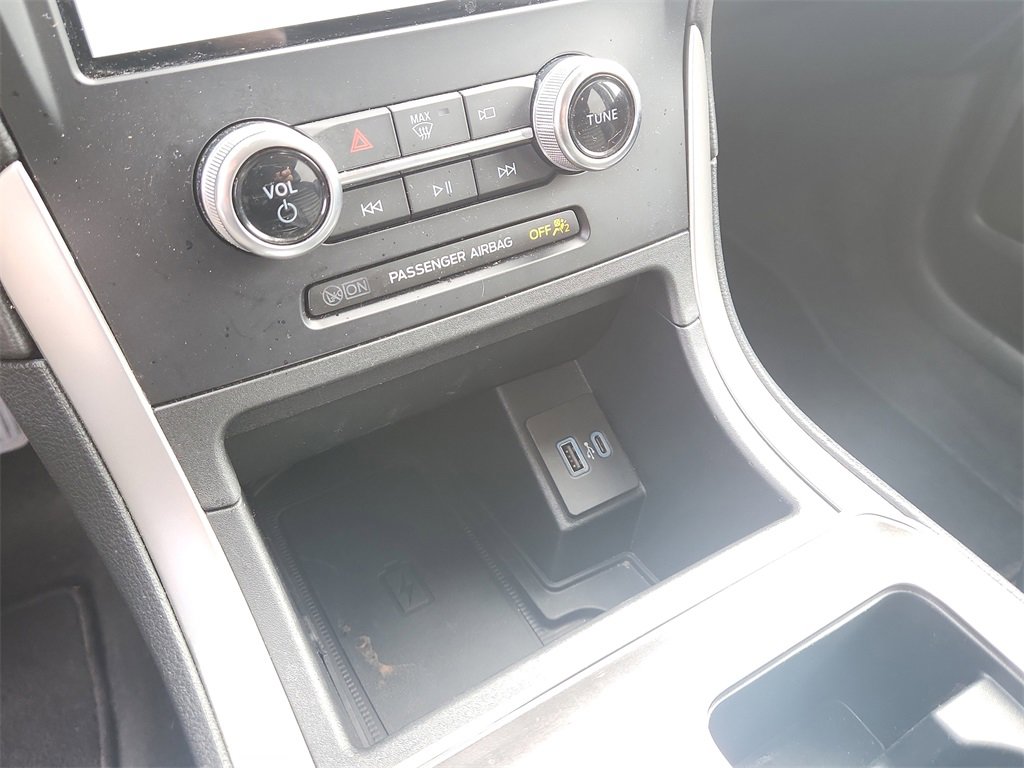 Used 2024 Ford Edge SEL w/ Convenience Package image 26