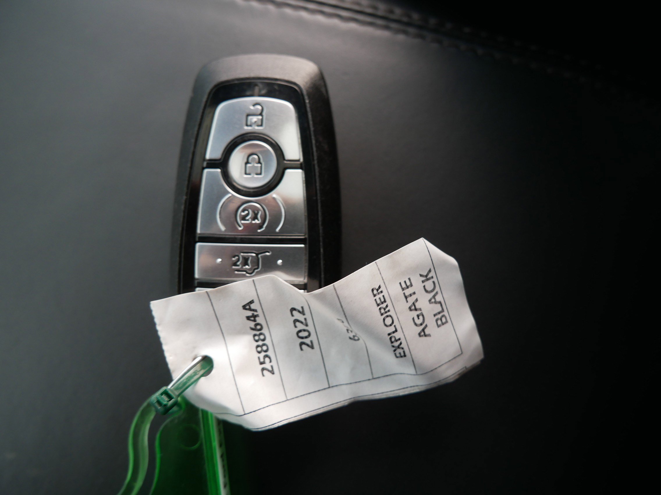 Certified 2022 Ford Explorer Platinum w/ Equipment Group 601A image 35