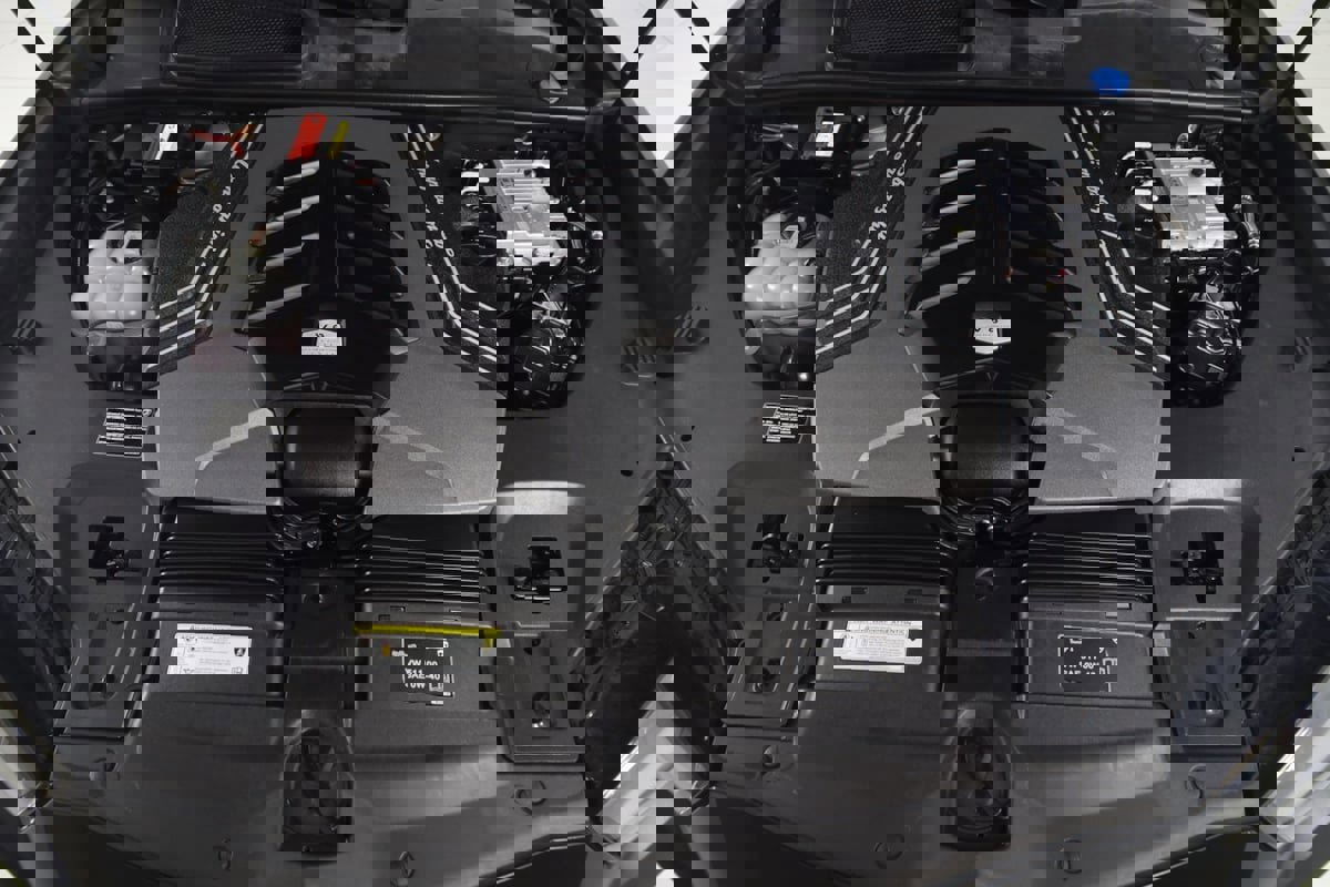 Used 2022 Lamborghini Urus image 87