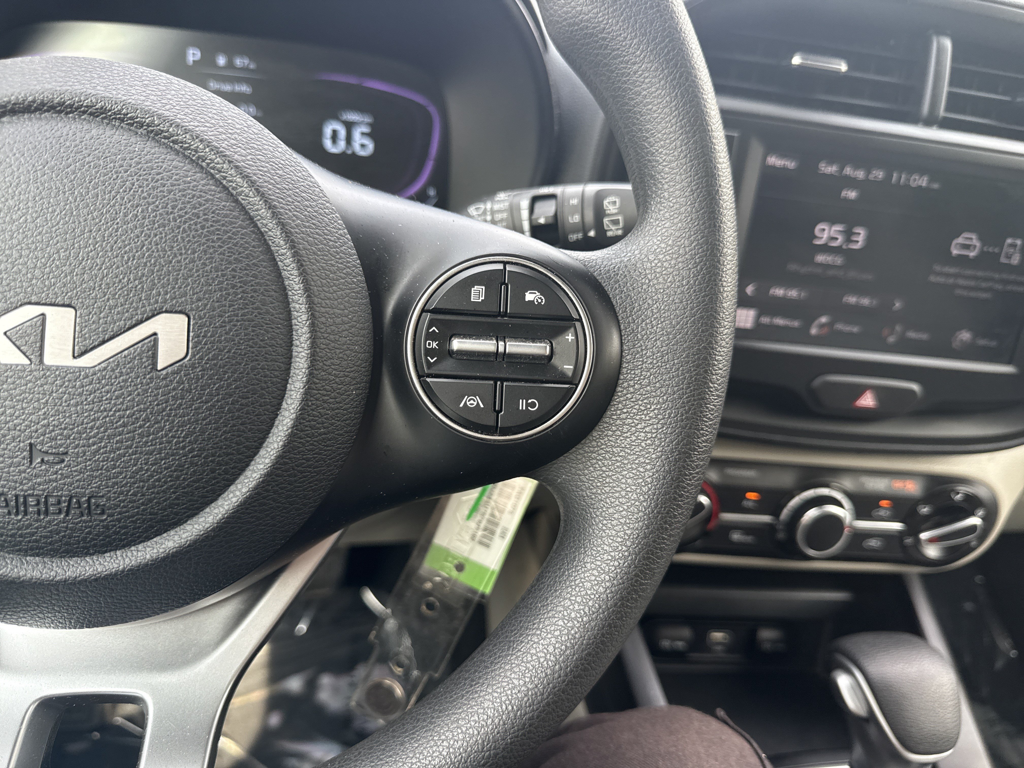 Used 2025 Kia Soul LX w/ LX Technology Package FWD image 20