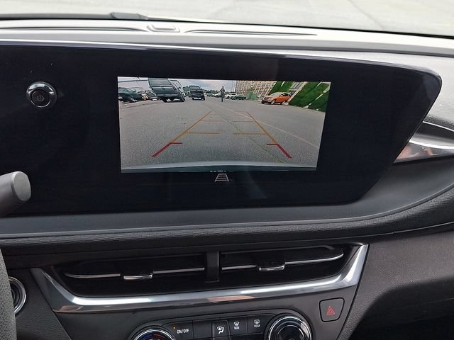 Certified 2024 Buick Envista Preferred w/ Convenience II Package FWD image 18