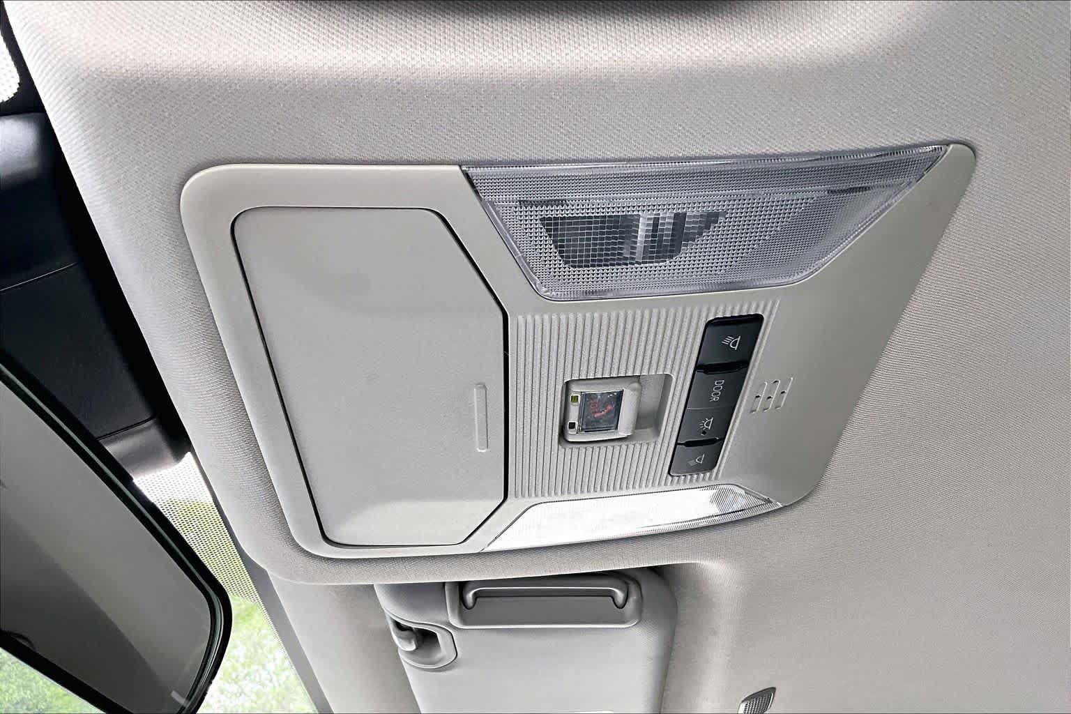 Used 2023 Toyota RAV4 XLE FWD image 54
