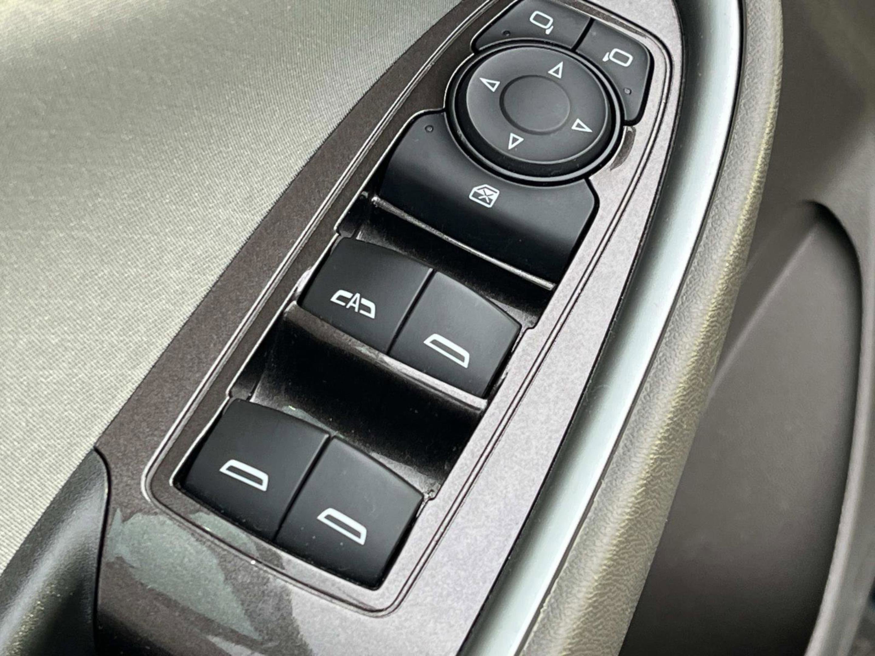 Used 2024 Chevrolet Malibu LT image 27