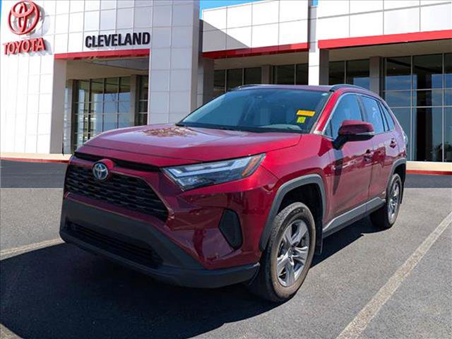Used 2022 Toyota RAV4 XLE w/ Convenience Package AWD/4WD image 3