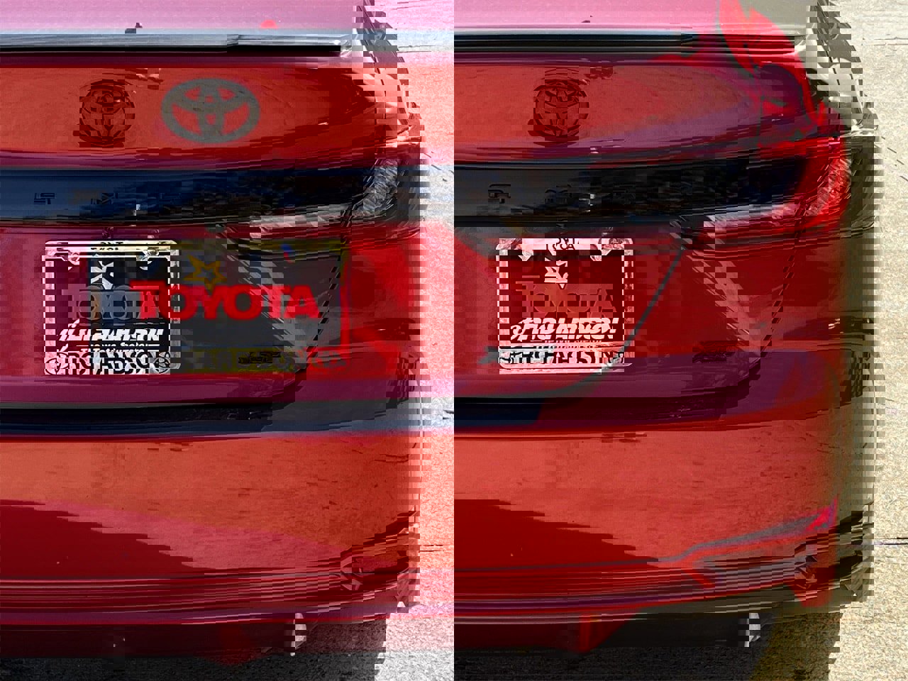 Used 2025 Toyota Camry XSE image 6