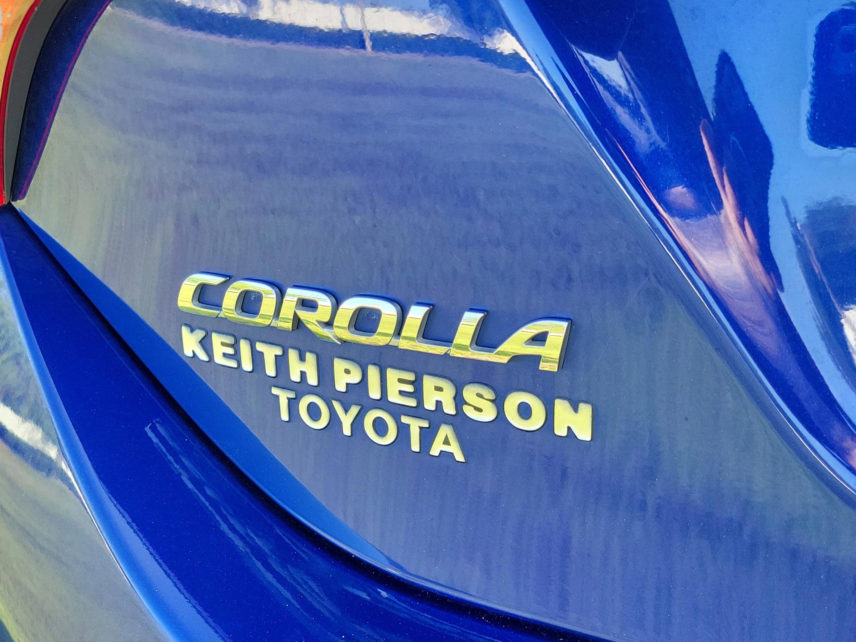 Used 2017 Toyota Corolla XSE FWD image 23