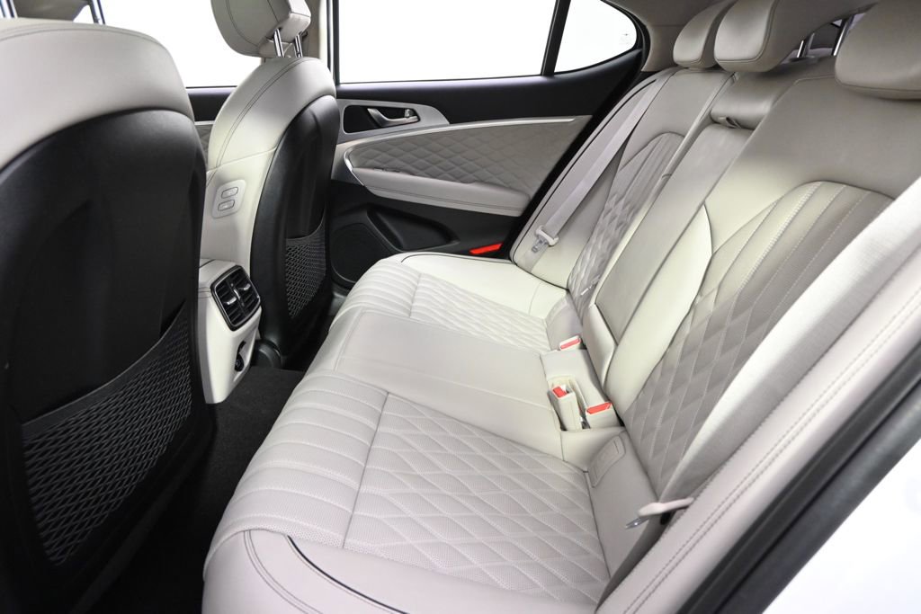Used 2020 Genesis G70 3.3T w/ Prestige Package image 24