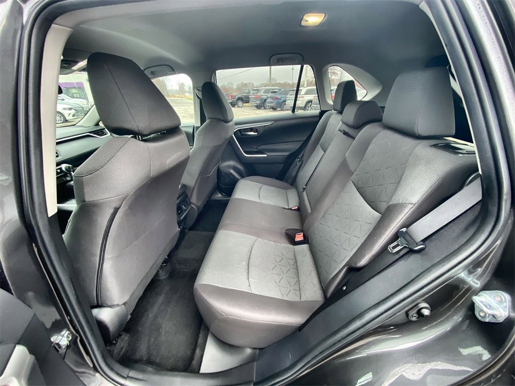 Used 2023 Toyota RAV4 XLE image 24
