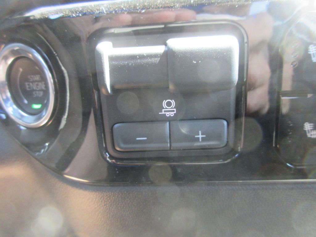 New 2026 GMC Sierra 1500 SLE image 19