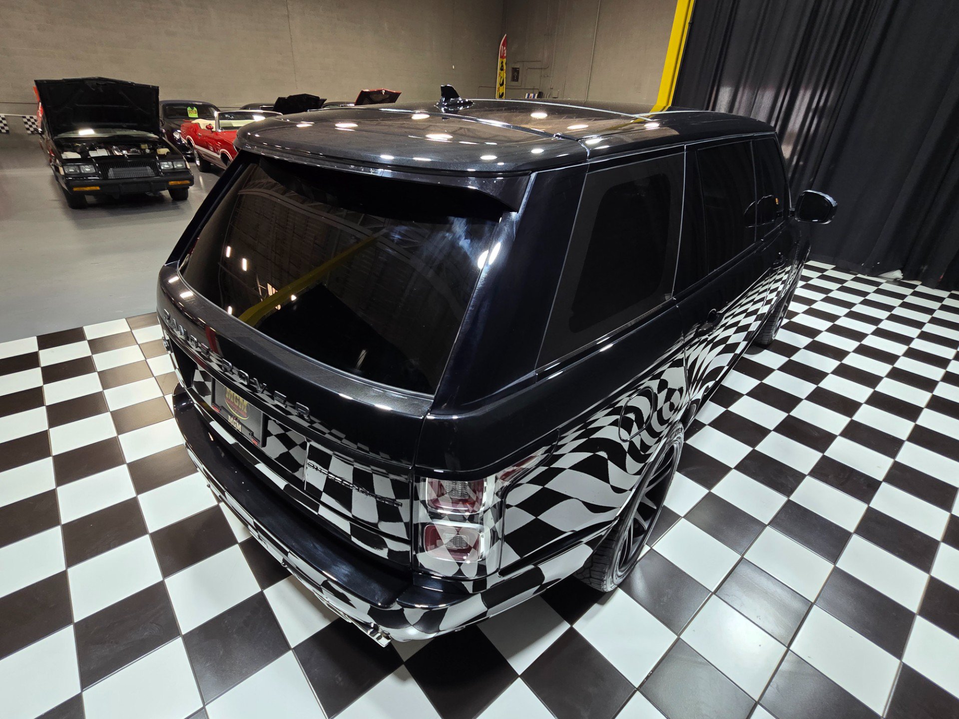 Used 2016 Land Rover Range Rover Long Wheelbase Supercharged AWD/4WD image 47